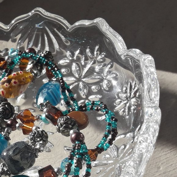 Glass Pedestal Mikasa Crystal Footed Cake Plate - Picture 12 of 12